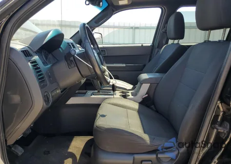 2011 Ford Escape Xlt from USA, damaged, VIN 1FMCU9D71BKB73526